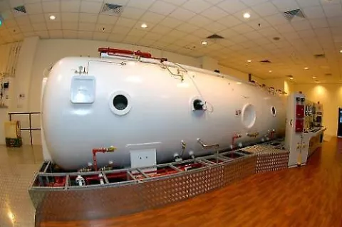 (File photo) Hyperbaric chamber